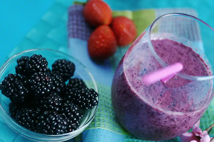 bigstock-Berry-Smoothie-3900626