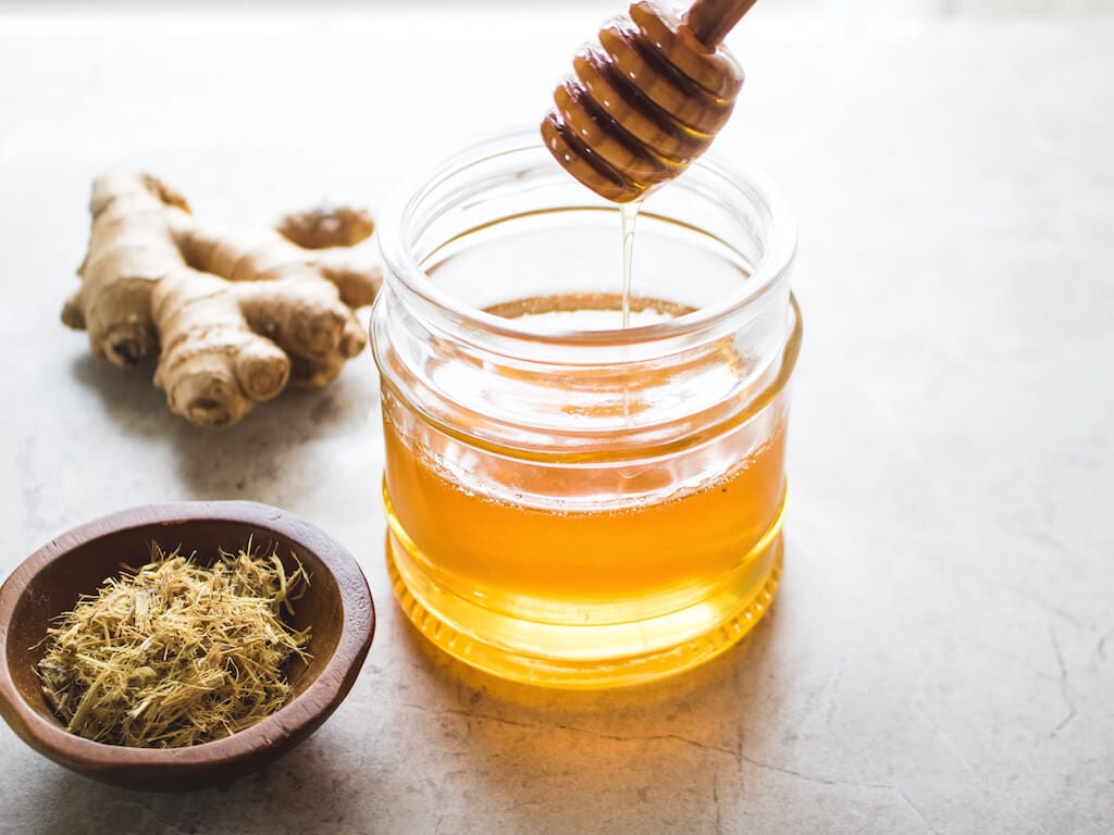 Ginger Licorice Infused Honey Recipe (Sun and Stovetop Method)